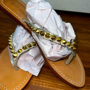 Mystique Sandals Size 10